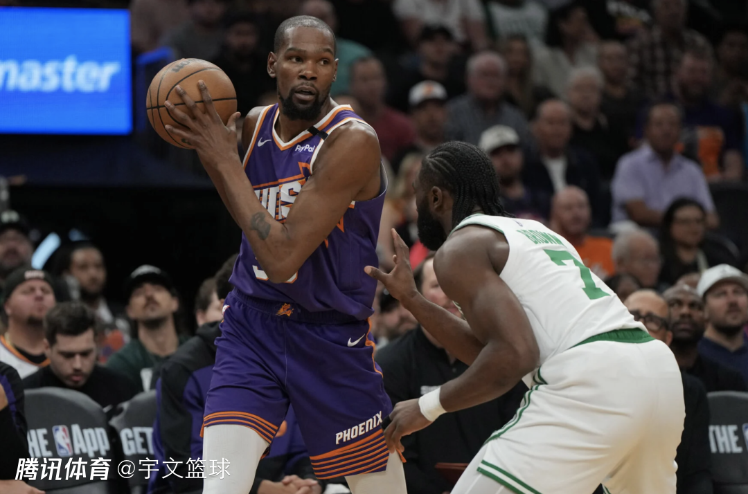NG28-塔图姆巅峰对决，杜兰特与90激战湖人分钟，高光表现胜负难料！的简单介绍
